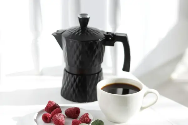 Como Preparar Café com Moka: Um Clássico Italiano em Casa